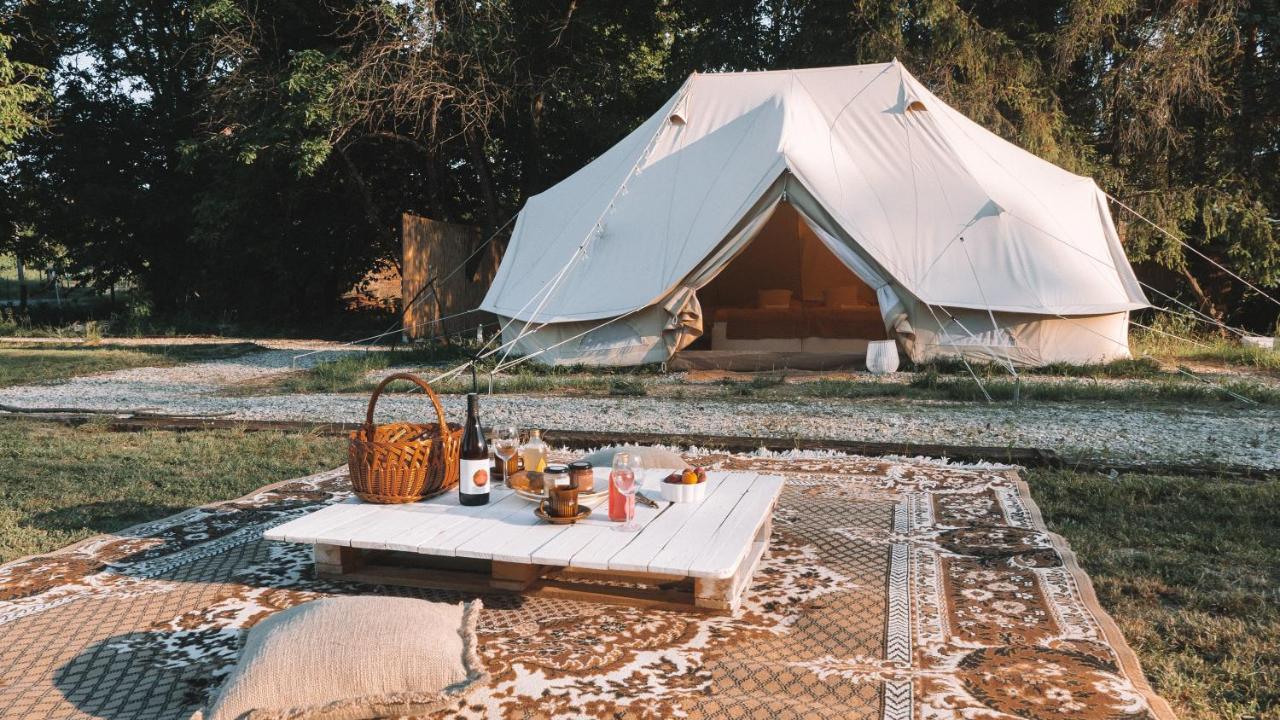 فندق فالتيسفي  Bozsky Glamp المظهر الخارجي الصورة